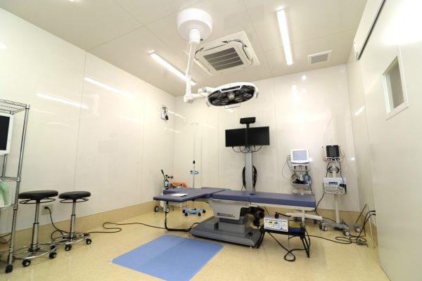 かたおか整形外科手の外科クリニックの処置室